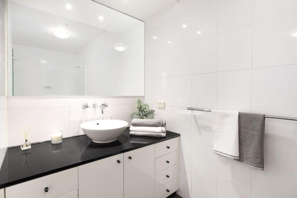 Appartamento New! A Comfy & Stylish Next To Darling Harbour Sydney