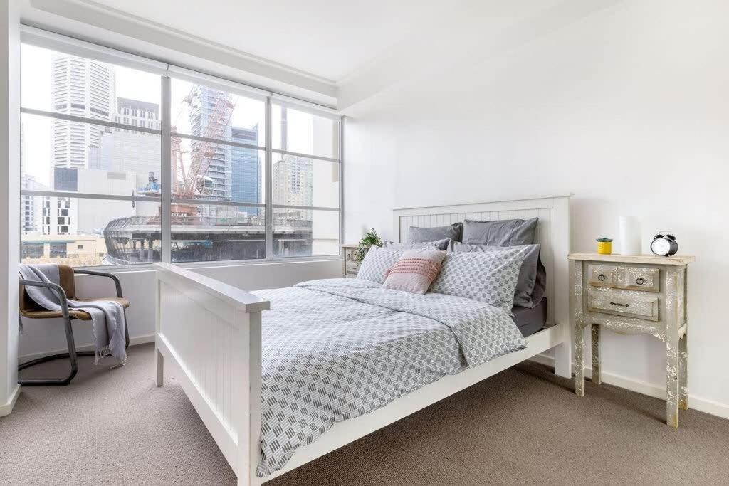 New! A Comfy & Stylish Next To Darling Harbour Sydney